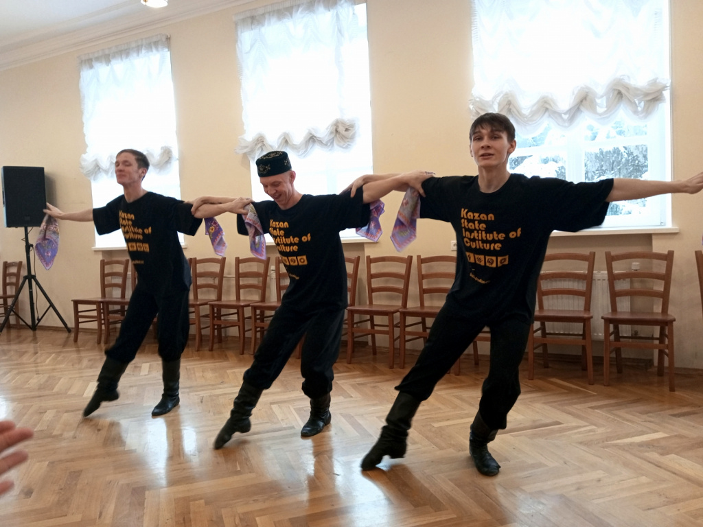 Чтобы не растерять традиции, нужно их знать и хранить: КазГИК представил в Москве культурную программу